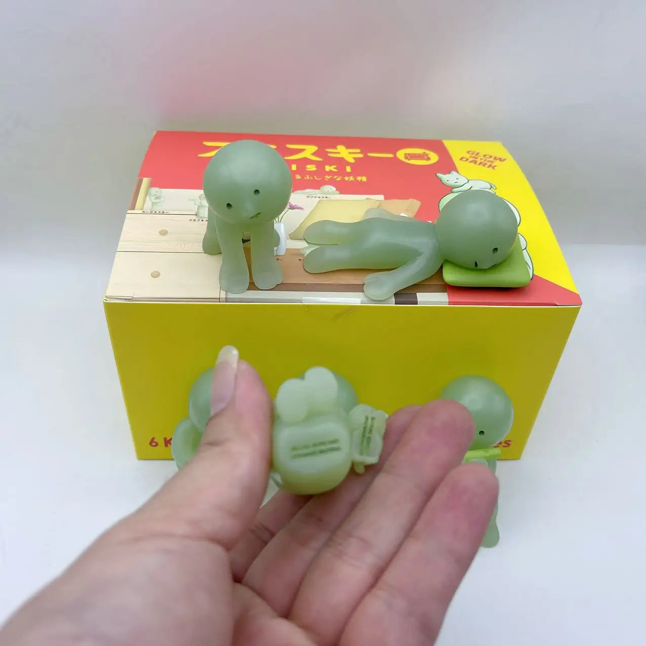 Sonny Angel Smiski Work Series – Mystery Noctilucent Green Doll, Cartoon Action Figures, Desktop Blind Box Model, Gift Toy