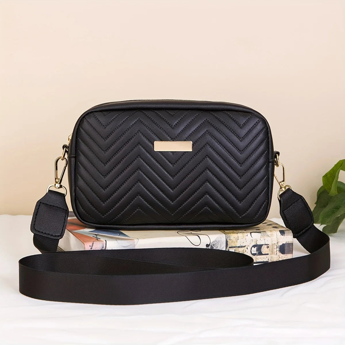 Minimalist Quilted Mini Crossbody Bag - Trendy PU Shoulder Bag, Women’s Casual Handbag and Mobile Phone Wallet