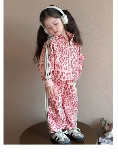 Girls' Spring Sportswear Set – Stylish Leopard Pattern Top & Pants Two-Piece Outfit for Children