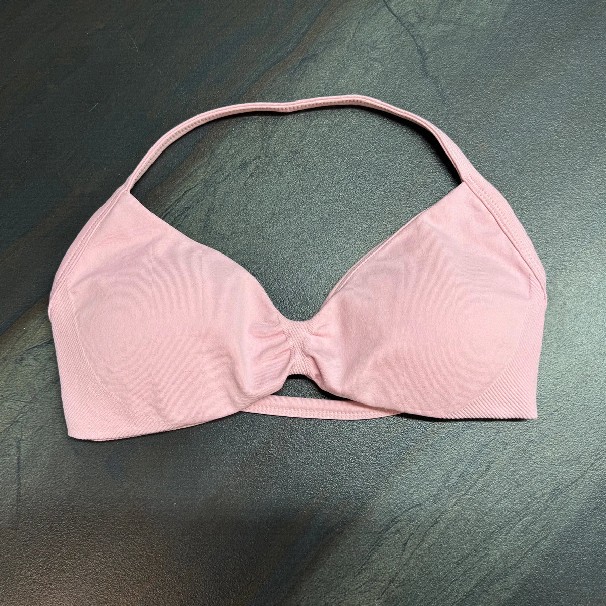Impact Strappy Halter Sports Bra – Light Support Seamless Gym & Yoga Crop Top with Padding