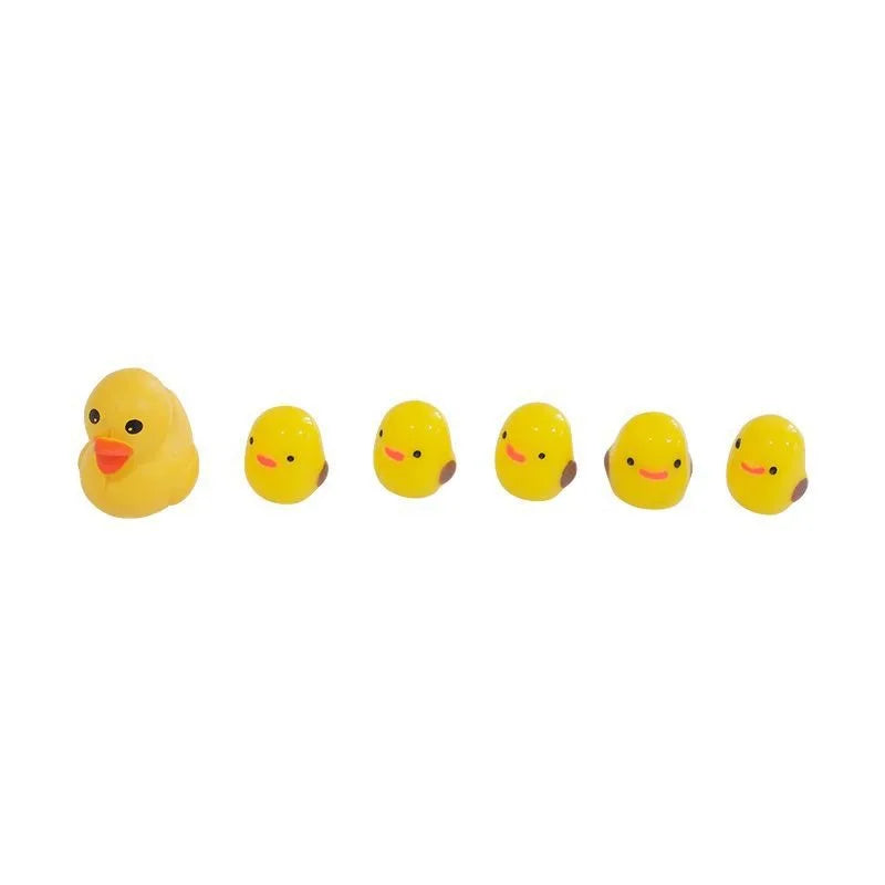 5-Piece Mini Duck Car Decorations - Cute Dashboard and Rearview Mirror Ornaments for Car Interior Accessories