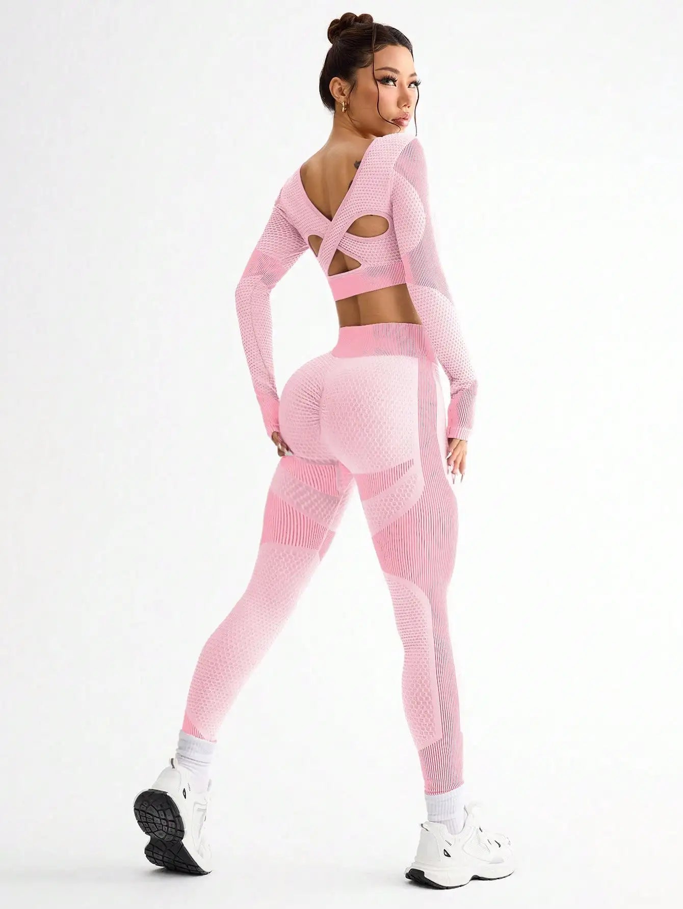 2PCS Women’s Seamless Yoga & Fitness Set – Breathable Tight Running Sports Outfit