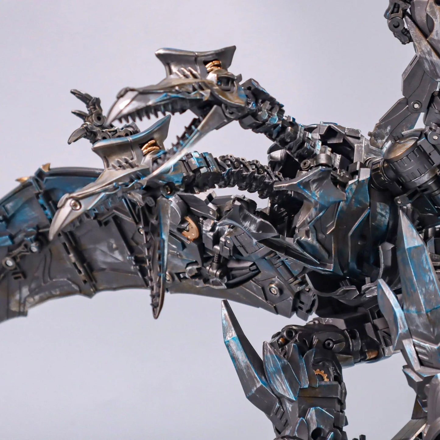 BAIWEI TW-1104 Strafe Transformation Robot Figure – 27cm Action Toy