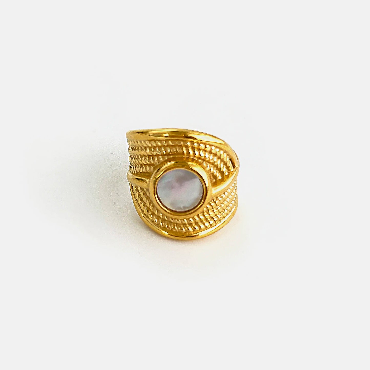 Peri'sbox Elegant Gold Plated Oval Heart Ring – White Mother of Pearl Women’s Waterproof Party Jewelry Gift