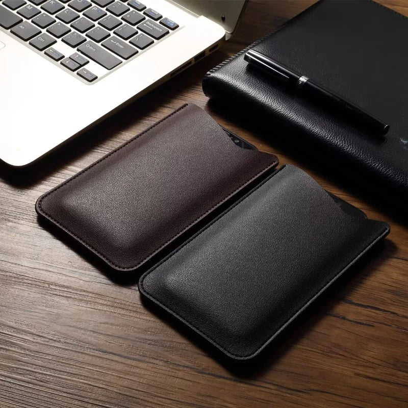 Universal PU Leather Phone Pouch - Protective Mobile Phone Bag for iPhone, Samsung, Xiaomi & Huawei Devices