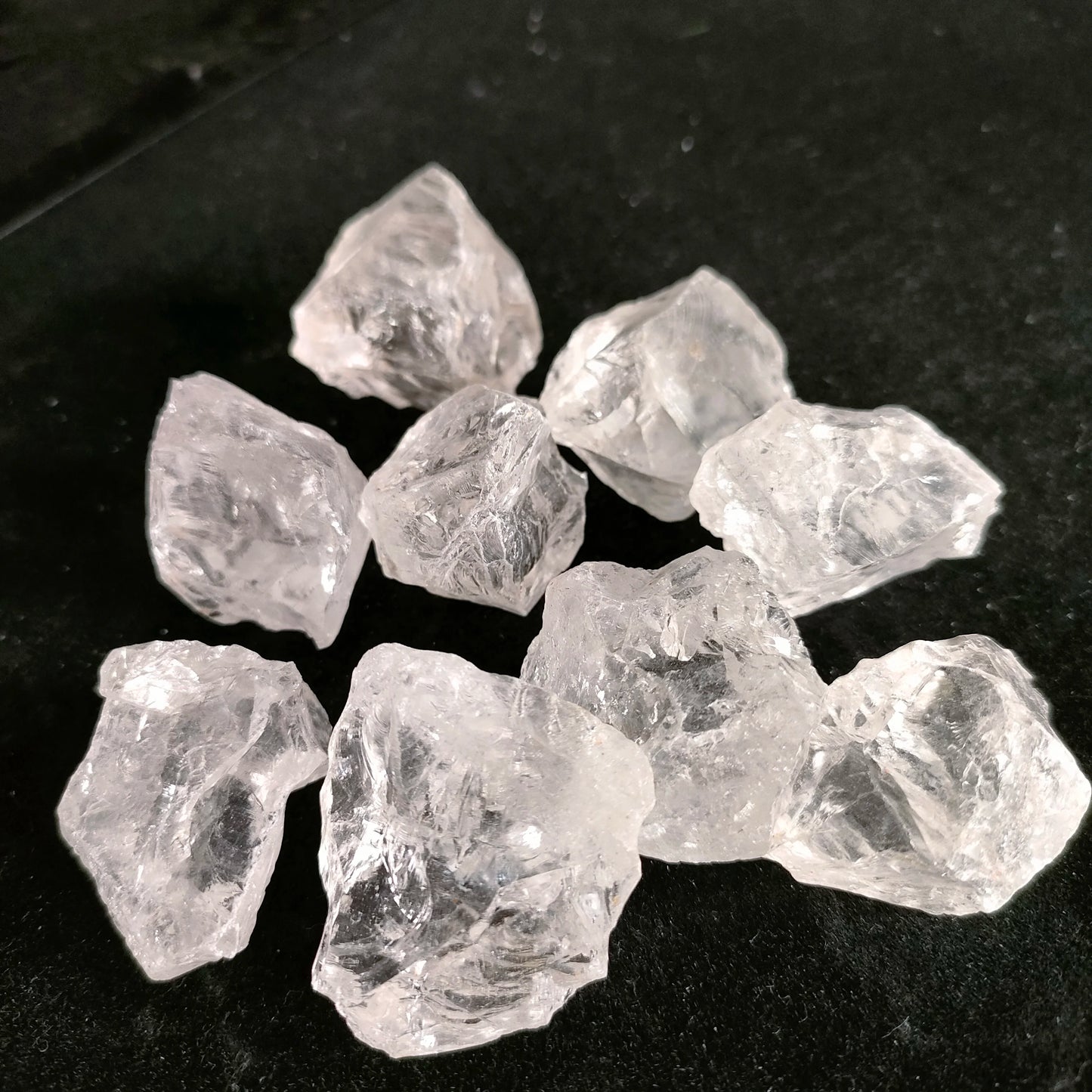 2.5–3.5cm Natural Clear Quartz Raw Crystal Stones – Healing Rough Quartz for Reiki, Meditation & Spiritual Energy Therapy