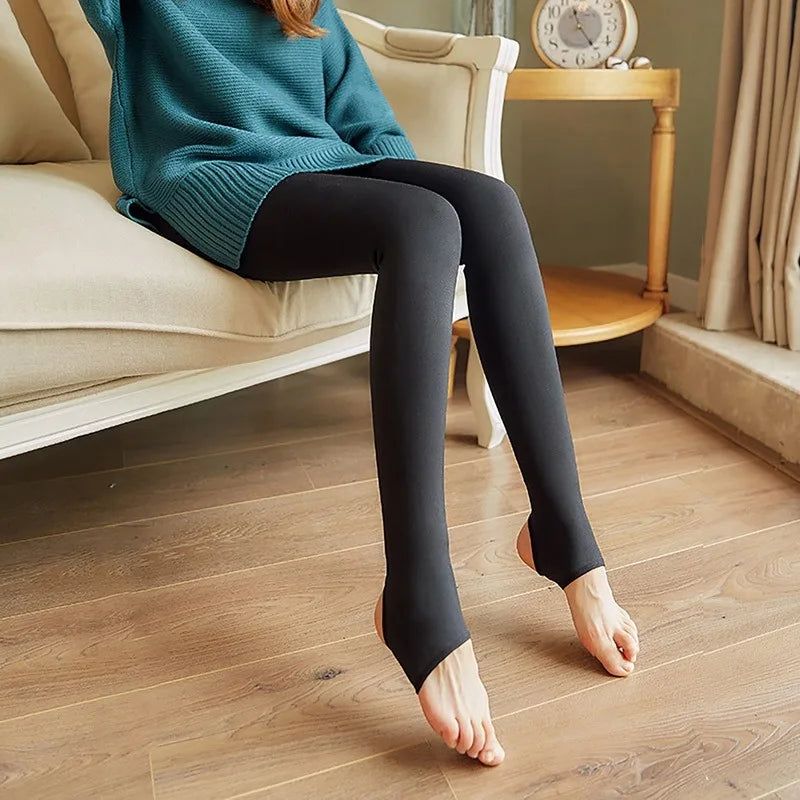 Women's Thermal Leggings – Fleece-Lined Insulated High Waist Thick Plush Pantyhose Tights for Winter, Below 70kg