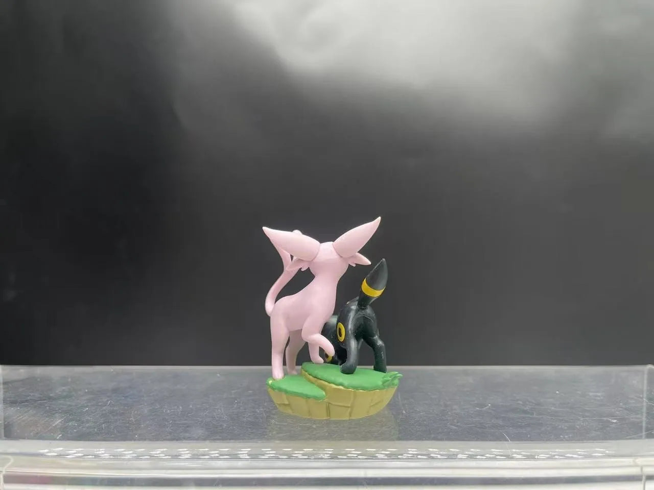 Pokemon Anime Umbreon & Espeon Figures — Cute Desktop Decorative Ornament for Kids, Fans, and Birthday Gifts
