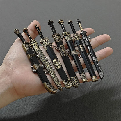 Mini Sword Pendant Keychain – Creative Weapon Toy Key Ring for Backpack & Gifts