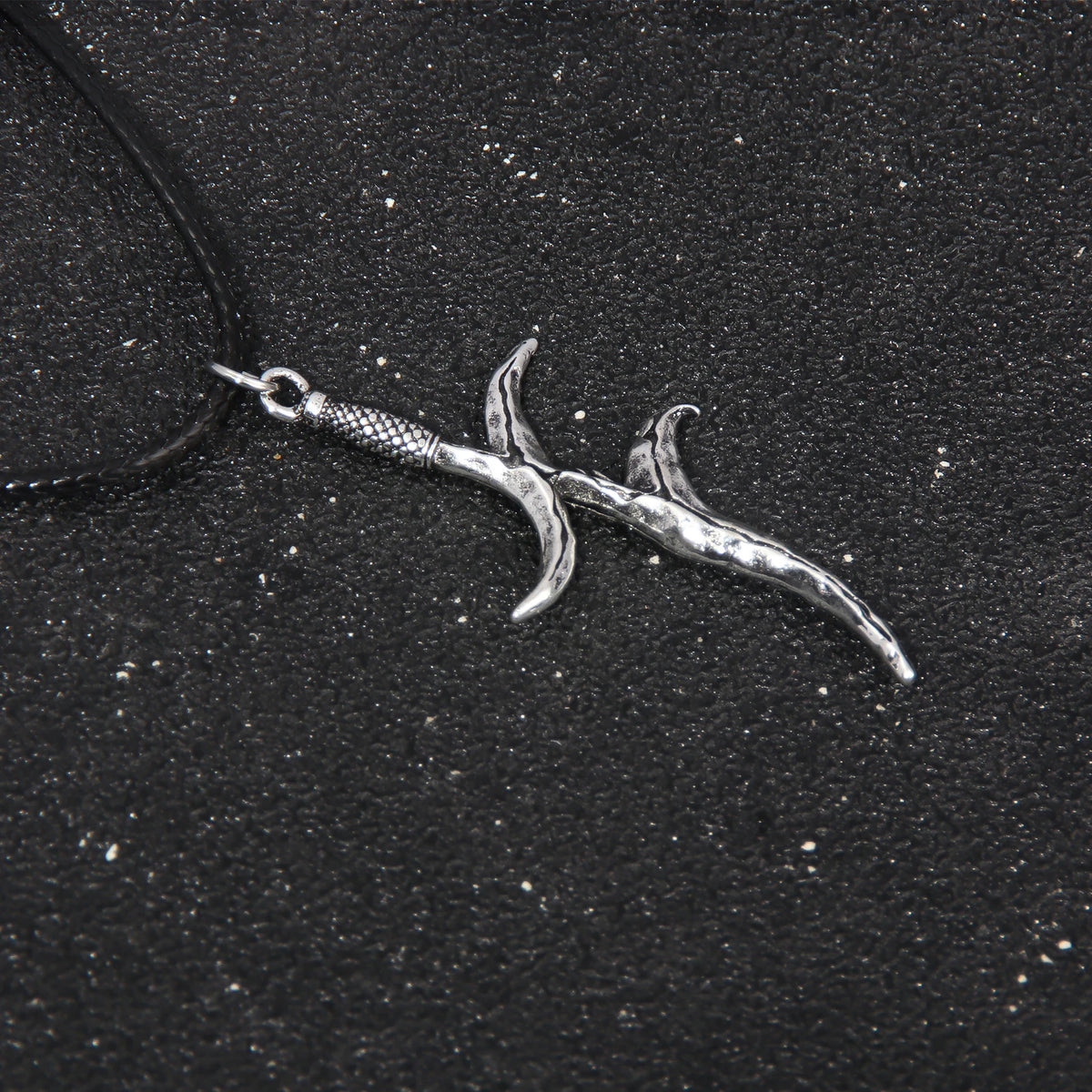 Melina Sword Dagger Necklace - Black Knife Game Cosplay Jewelry & Prop