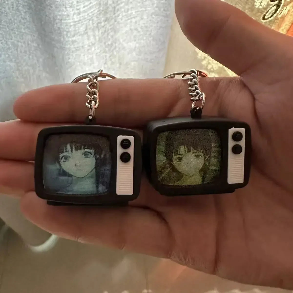 Mini TV Keychain Pendant - Anime Cosplay Bag Charm & Fan Gift Accessory
