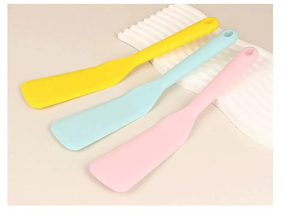 7-Color Silicone Frying Shovel – Non-Stick Pancake, Egg & Steak Spatula for Kitchen & Baking