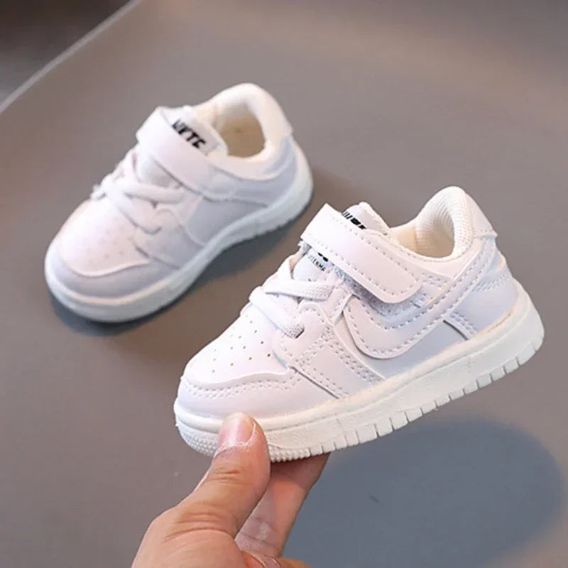 2025 Toddler & Kids White Sneakers — Fashionable Non-Slip Walking Shoes for Boys, Breathable Outdoor Casual Board Shoes