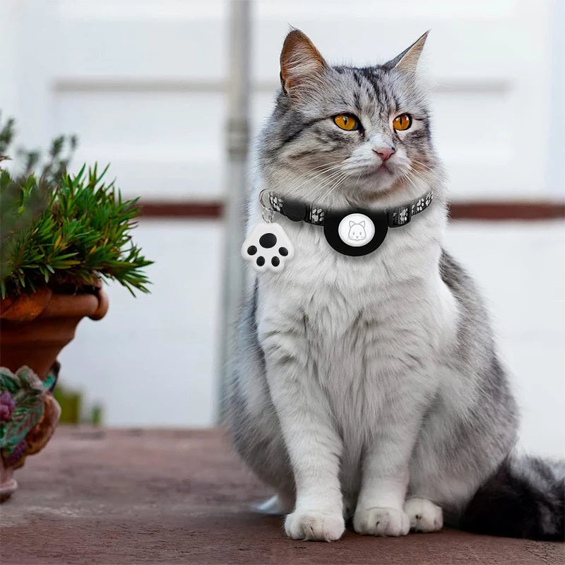 Mini GPS Bluetooth Tracker - Smart Anti-Lost Key, Bag, Kids & Pet Locator for iOS and Android