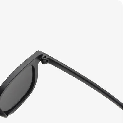 KLASSNUM 2026 Kids Sunglasses – Large Square UV Protection Shades for Ages 2–8, Trendy Black Sun Glasses for Boys & Girls Outdoor Travel