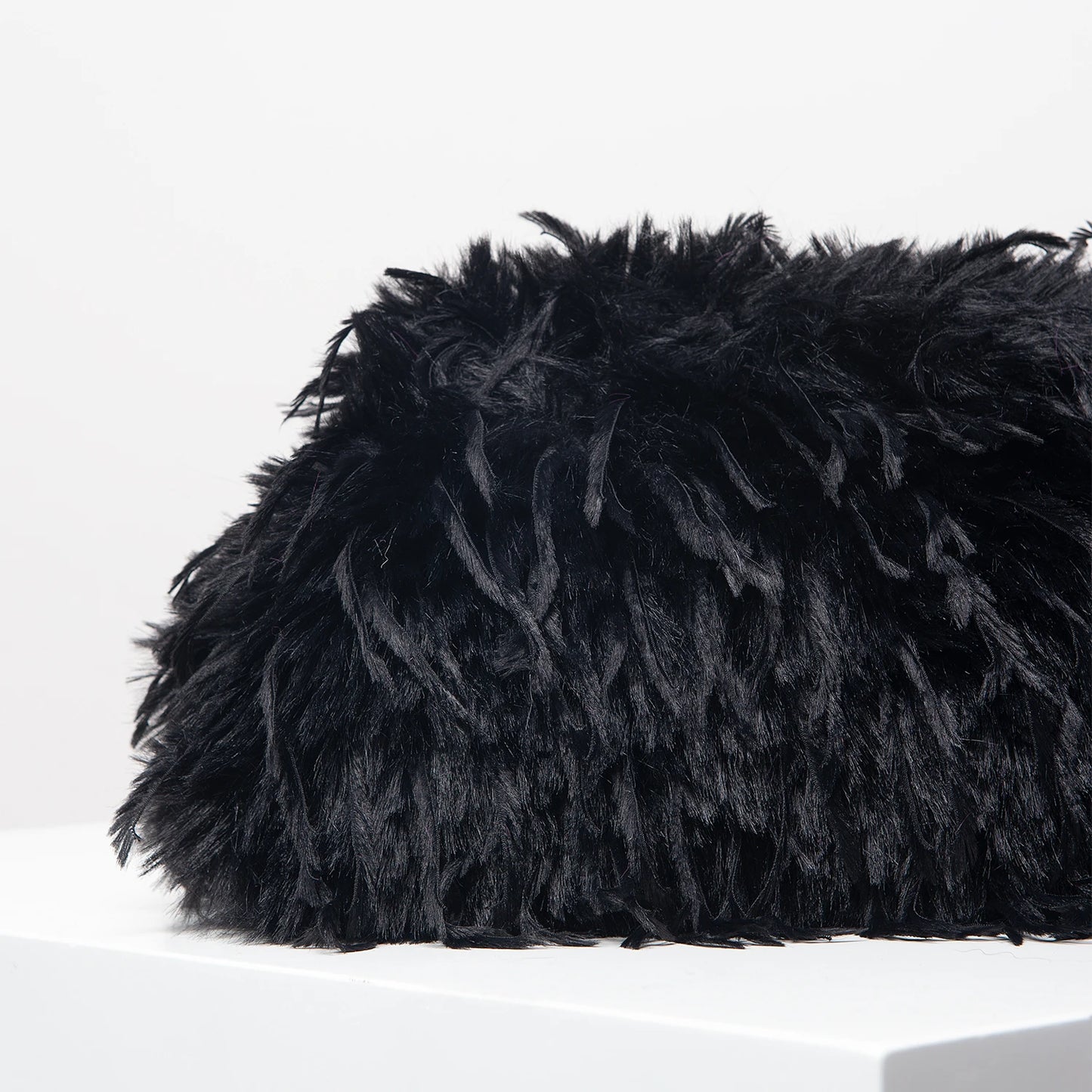 Dopamine Y2K Plush Clutch Bag – Candy-Colored Women's Clip Purse for Dinner or Party Dresses