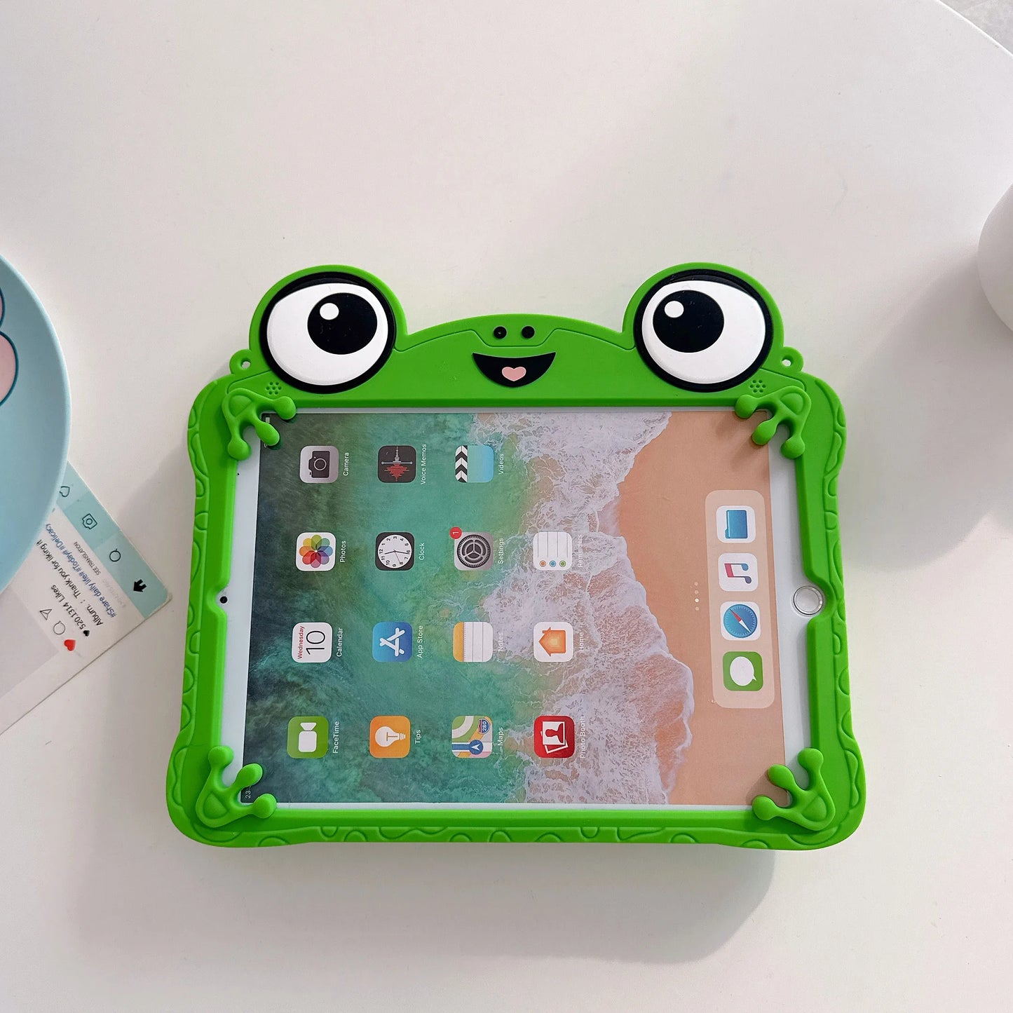 3D Cartoon Frog iPad Case - Soft Silicone Protective Cover with Stand