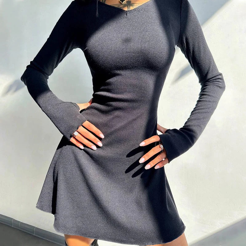 Elegant Autumn/Winter Women's Dress: New Black V-Neck Sexy Short Dress - Long Sleeve Slim Solid Color Mini Dress