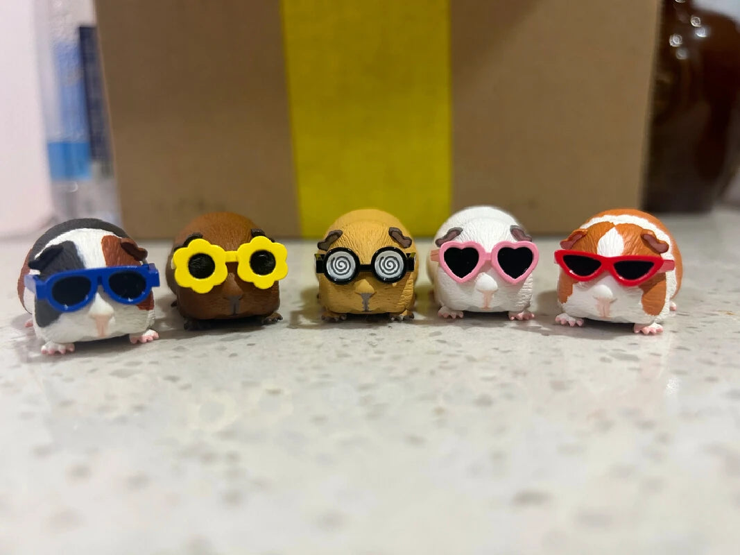 Guinea Pig with Sunglasses Blind Box – Cute Mini Anime Action Figure, Kawaii Desktop Decoration & Collectible Toy, Birthday Gift