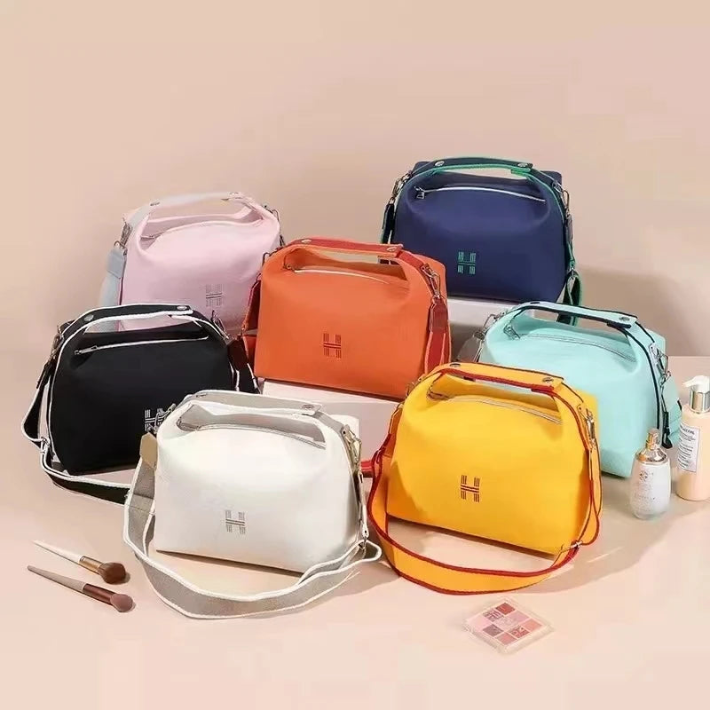 Waterproof Travel Cosmetic Bag - Outdoor Dustproof Zipper Handbag for Ladies Toiletries Storage - Simple and Convenient Accessories