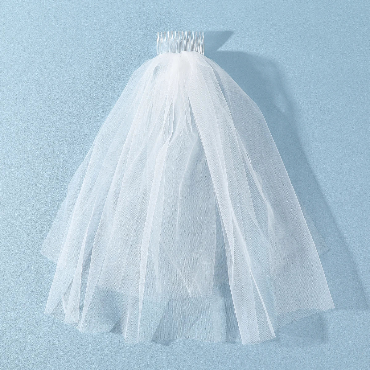 White Tulle Bow Veil Hairpin with Pearls – Elegant Bridal & Bachelorette Hair Clip for Weddings, Parties, and Gifts