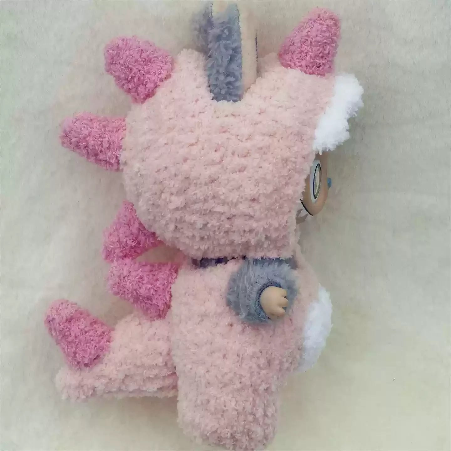 Labubu 17cm Heartbeat Macaron Monkey Toy – Stand-Up Dress-Up Jacket & Pants Suit