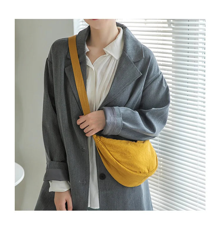 Solid Color Women's Portable Shoulder Bag – Simple Nylon Cloth Padded Crossbody Travel Purse & Messenger Bag