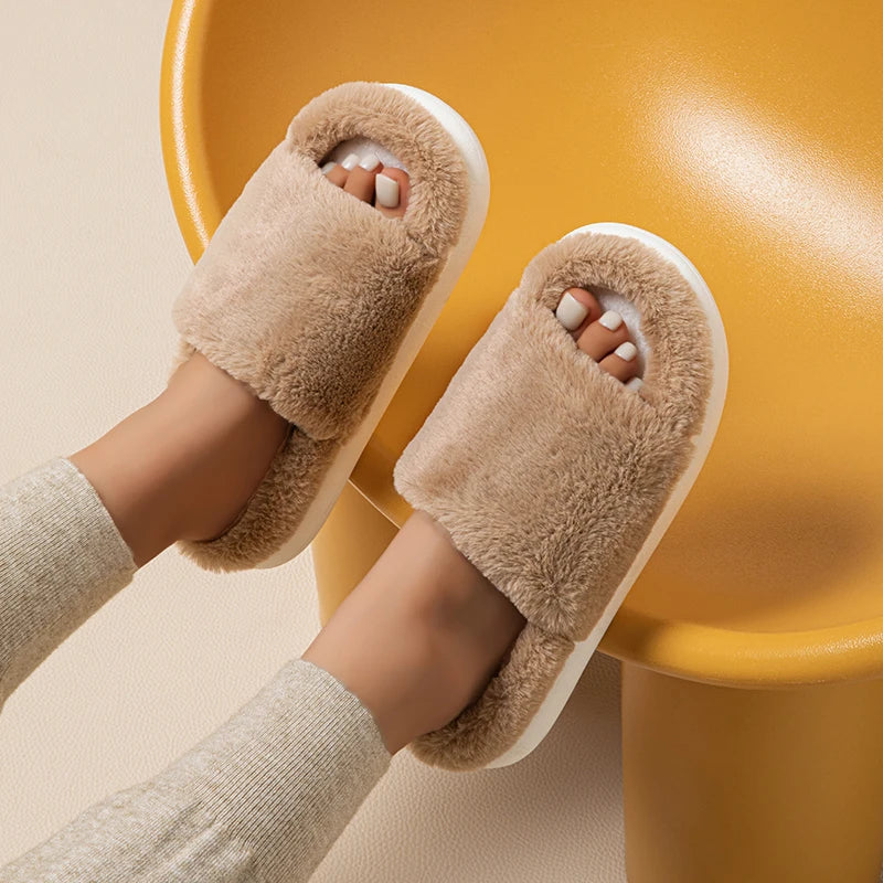Women’s White Fluffy Slippers – Thick-Soled Winter Soft Faux Fur Cotton Indoor Anti-Slip House Slides