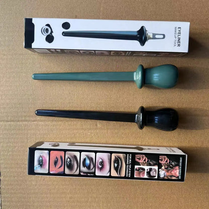 Silicone Eyeliner Brush - No-Skip, Easy Applicator for Beginners - Durable Makeup Tool for Perfect Eyes