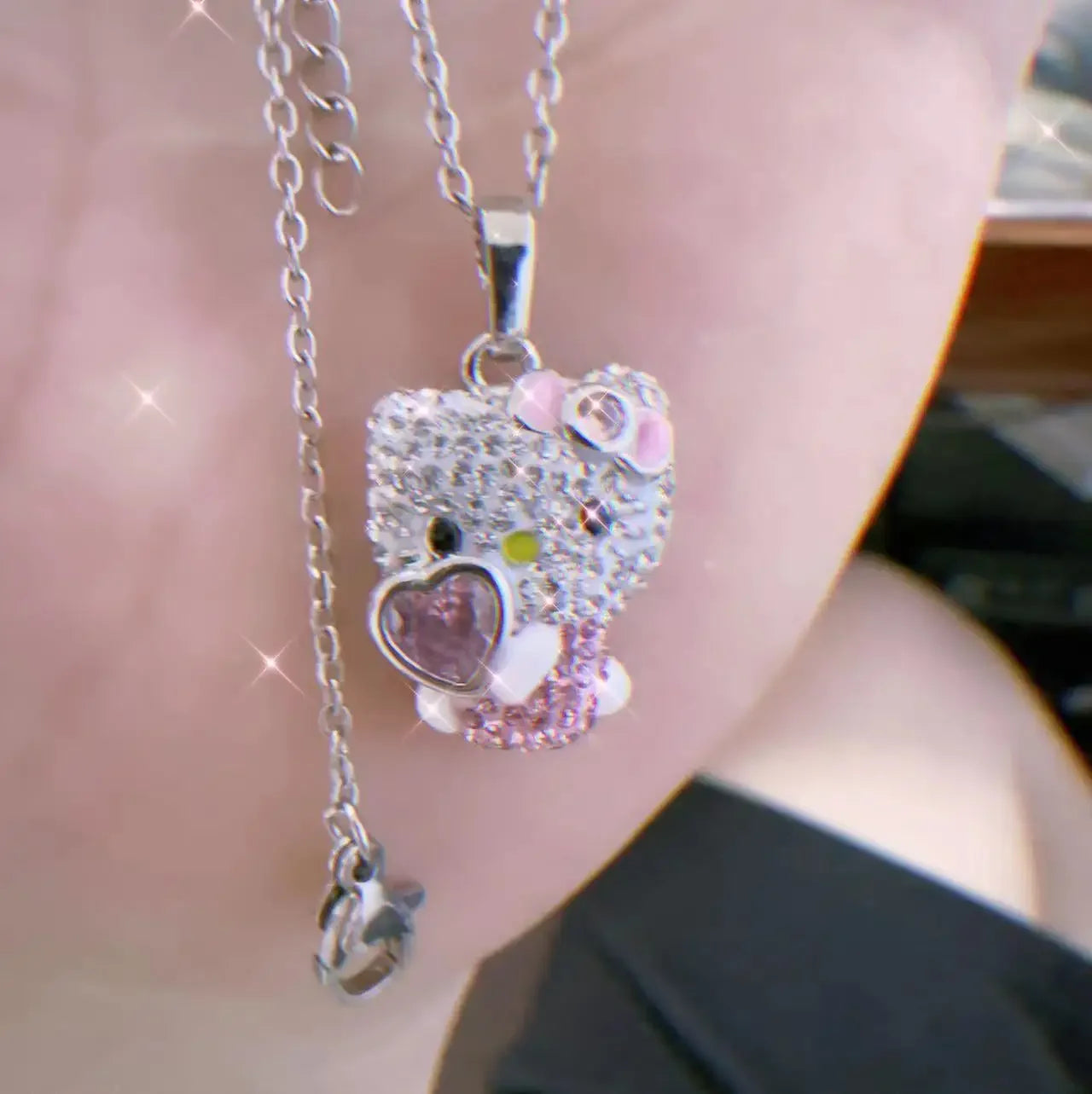 Sanrio Hello Kitty Necklace – Diamond Pendant Clavicle Chain for Girls | Birthday & Holiday Gift