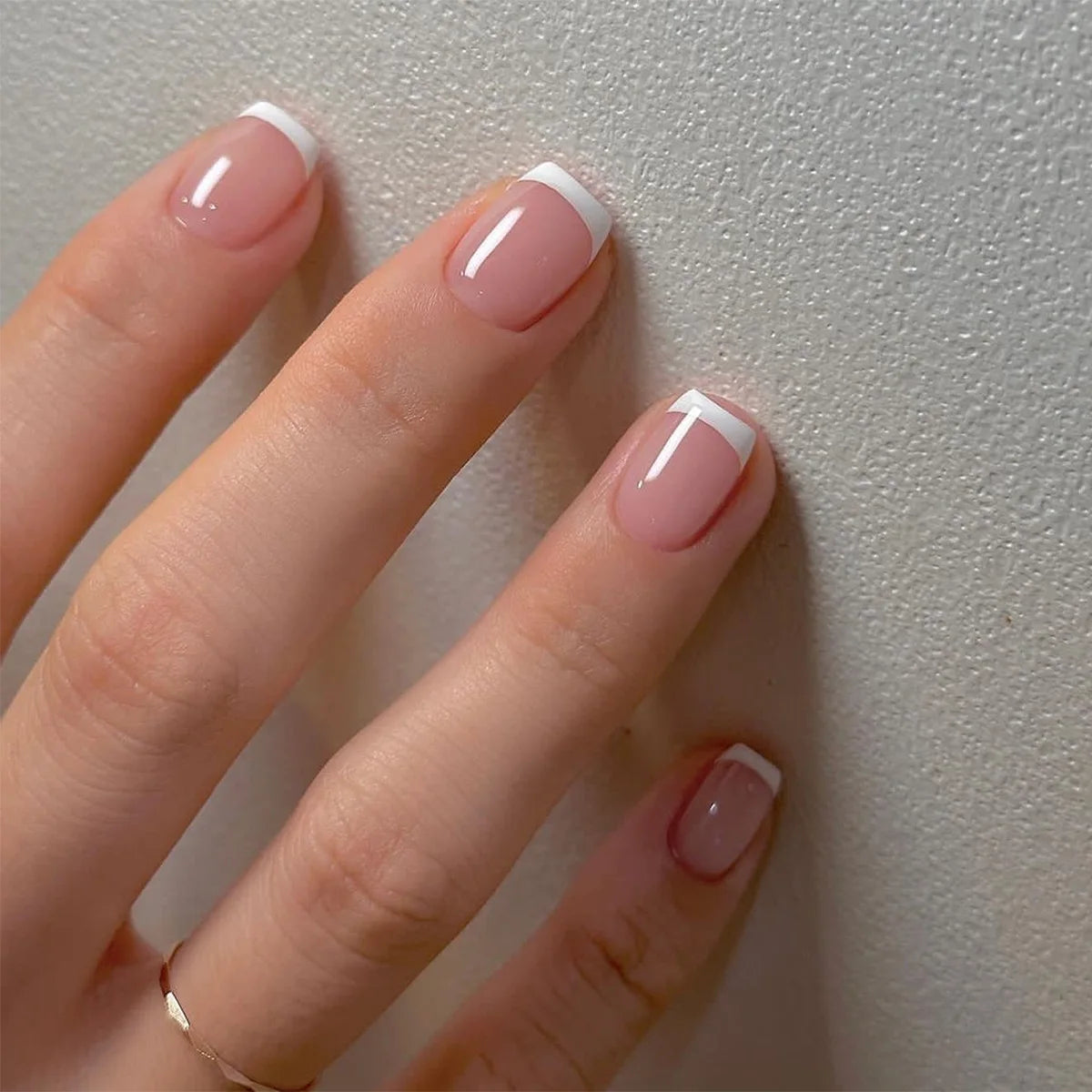 24Pcs Square Press On Nails - Nude White Gradient French False Nail Tips with Full Cover Short Design