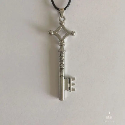Anime Attack on Titan Eren Key Necklace – Shingeki No Kyojin Vintage Retro Pendant for Cosplay Party Jewelry