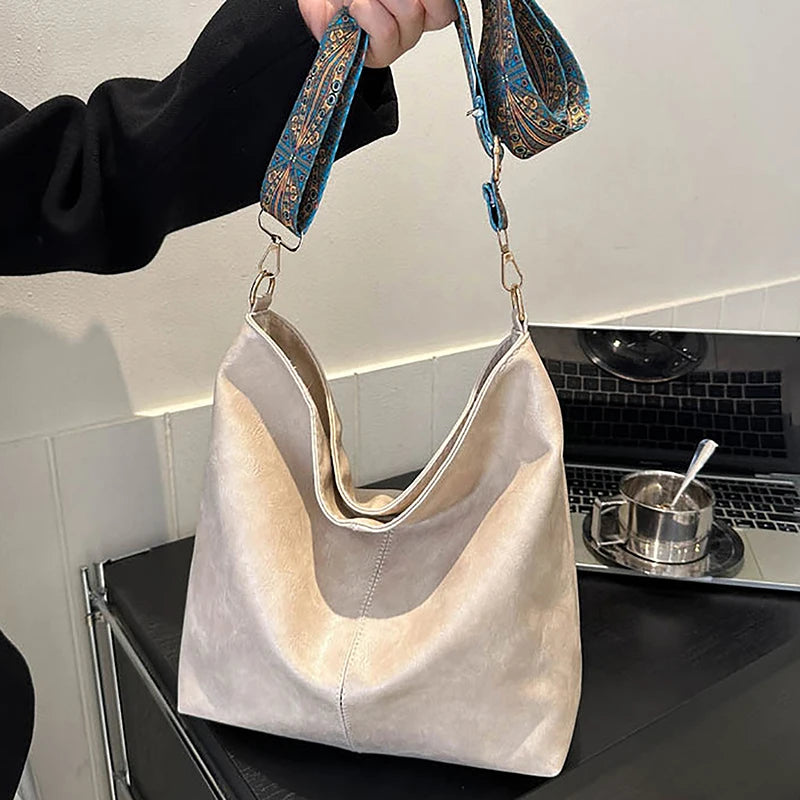 Wide Geometric Strap Shoulder Bag - Large Capacity Crossbody PU Leather Bag for Women, Retro Style for Shopping and Travel