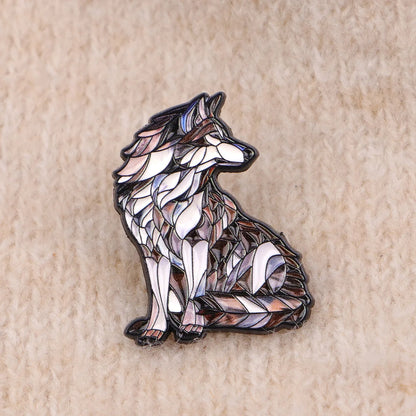 Cool Wolf Enamel Lapel Pin – Forest Animal Badge for Hats, Clothes & Backpacks, Decorative Jewelry Accessories Gift for Friends