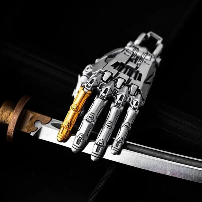 5cm Robot Hand Pendant – Mechanical Bionic Collectible with Movable Finger Joints, Chain Charm Display Ornament & Gift