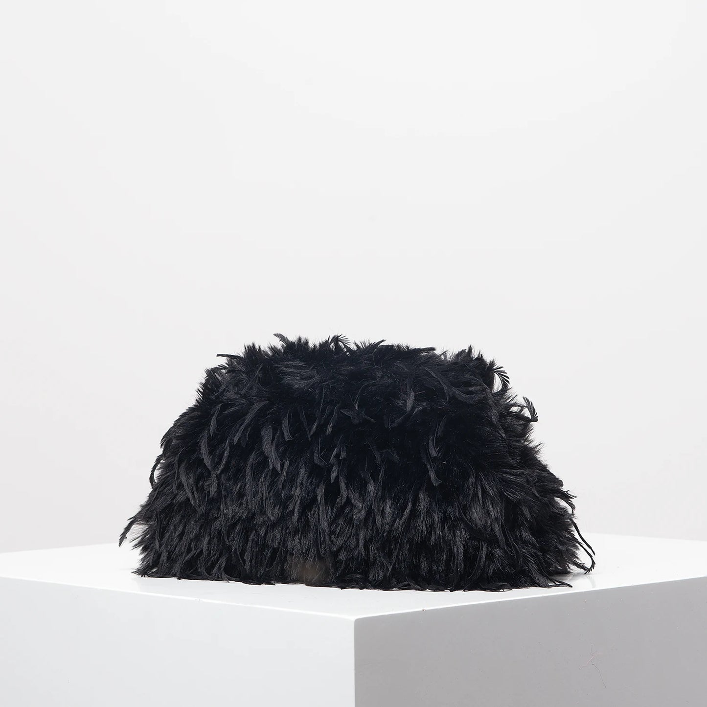 Dopamine Y2K Plush Clutch Bag – Candy-Colored Women's Clip Purse for Dinner or Party Dresses