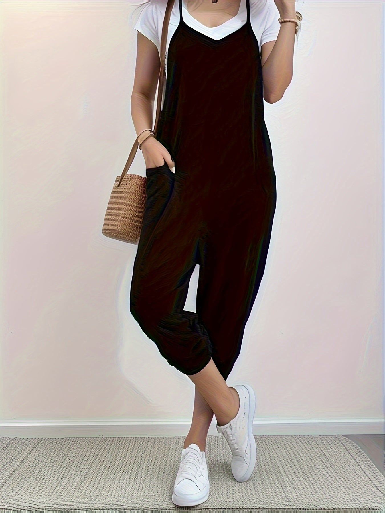 Solid Patched Pockets Overall Jumpsuit – Versatile V-Neck Design for Spring and Summer – Women’s Clothing