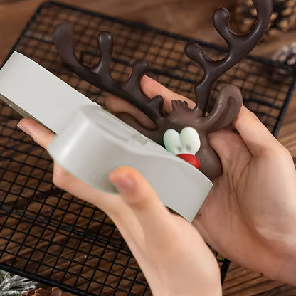 Festive Christmas Reindeer Silicone Mold – BPA-Free Mold for Chocolates, Candies, Cake Decorations & Sugar Crafts