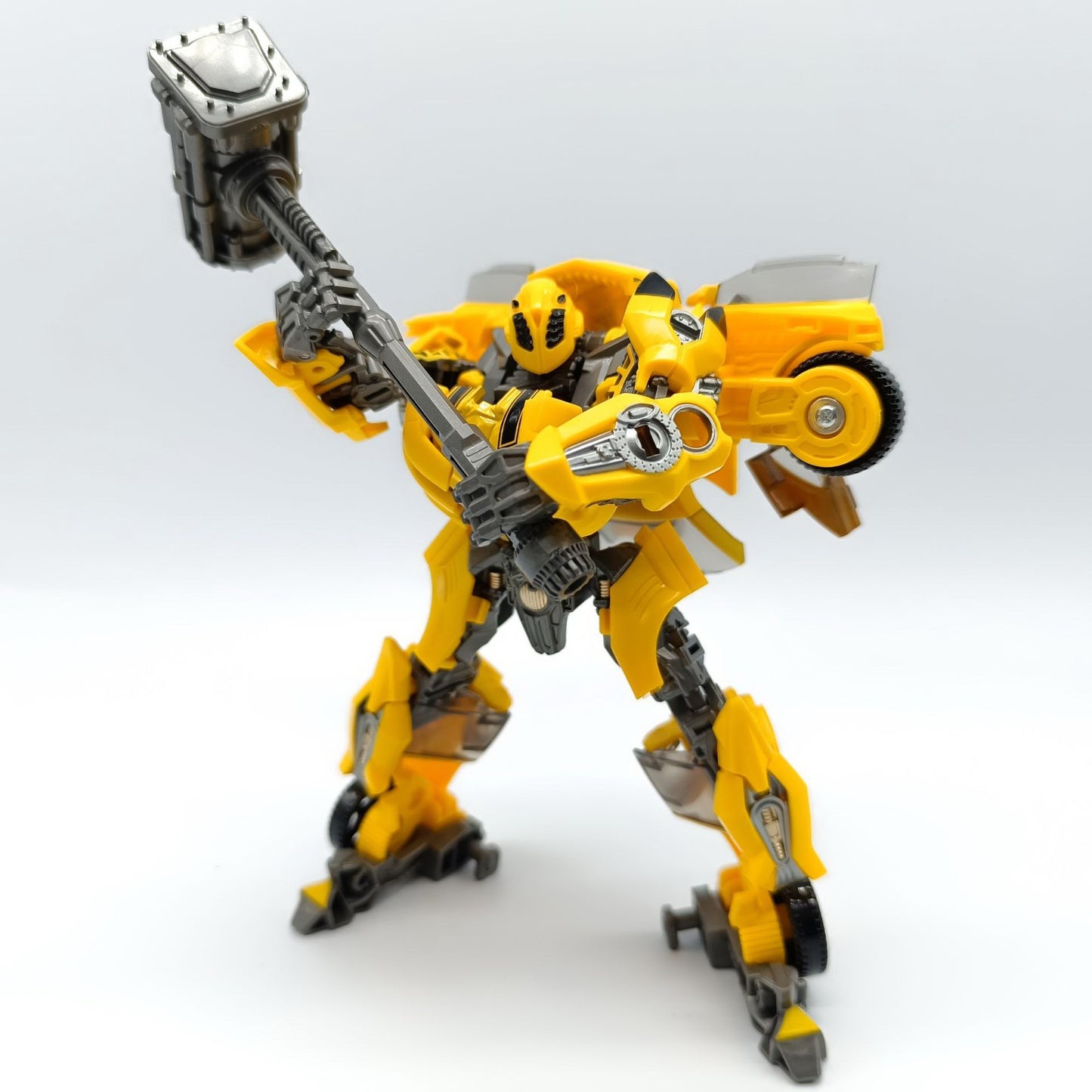 BAIWEI TW1024 Sentinel Prime Transformation Toy – Fire Engine Robot Action Figure Autobot Model TW1025